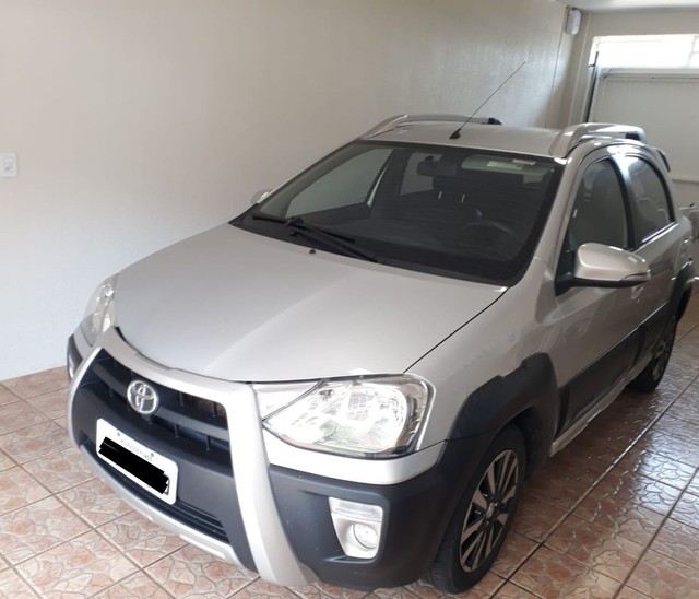 TOYOTA ETIOS CROSS 1.5 MEC. MUITO NOVO!