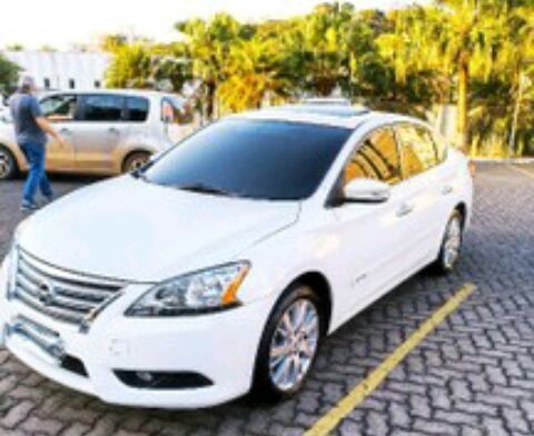 NISSAN SENTRA SL 2.0 2015