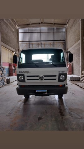 VW 8-150 2010 DELIVERY PLUS