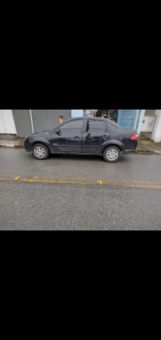 FORD FIESTA SEDAN MOTOR 1.6 COMPLETO MODELO 2009 A BAIXO DA TABELA