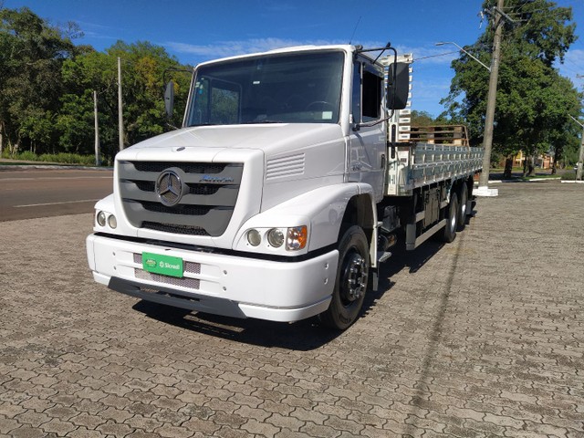 MERCEDES-BENZ ATRON 2324 6X2 E5 2012