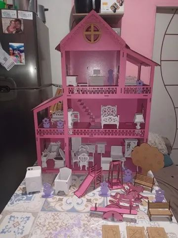 Casa de Boneca em mdf Decorada 60cm