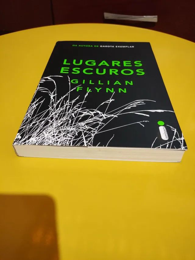 Lugares escuros. Com brinde. Produto novo. - Foto 2