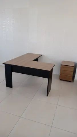 Mesa em L 2 partes 1,40x1,40x0,60 + Gaveteiro seminovo****leia a descrição****