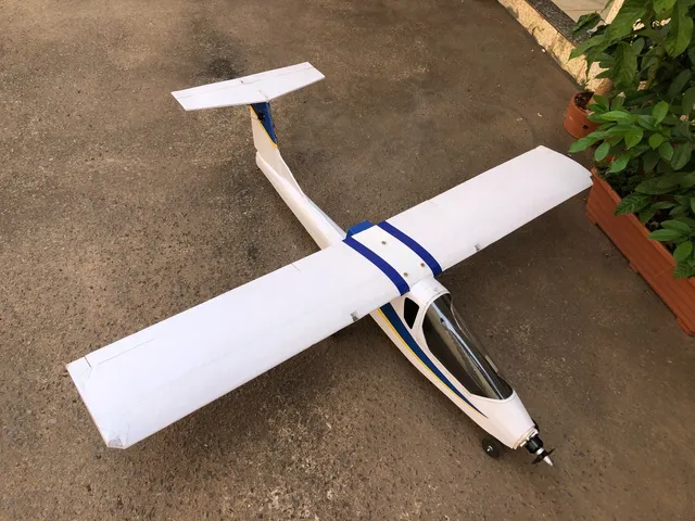 Como fazer um avião de controle remoto em casa - AeroÁguia.com -  Aeromodelismo Elétrico