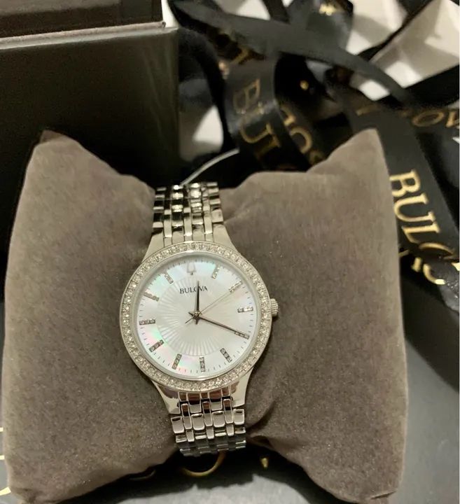(NOVO!) RELÓGIO BULOVA MADREPÉROLAS CRISTAIS   - Foto 4