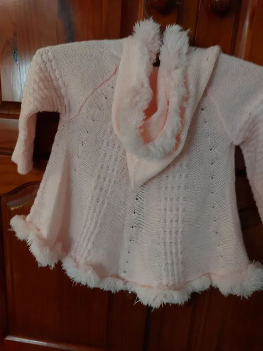 Casaquinho de lã rosa bebê - Foto 2