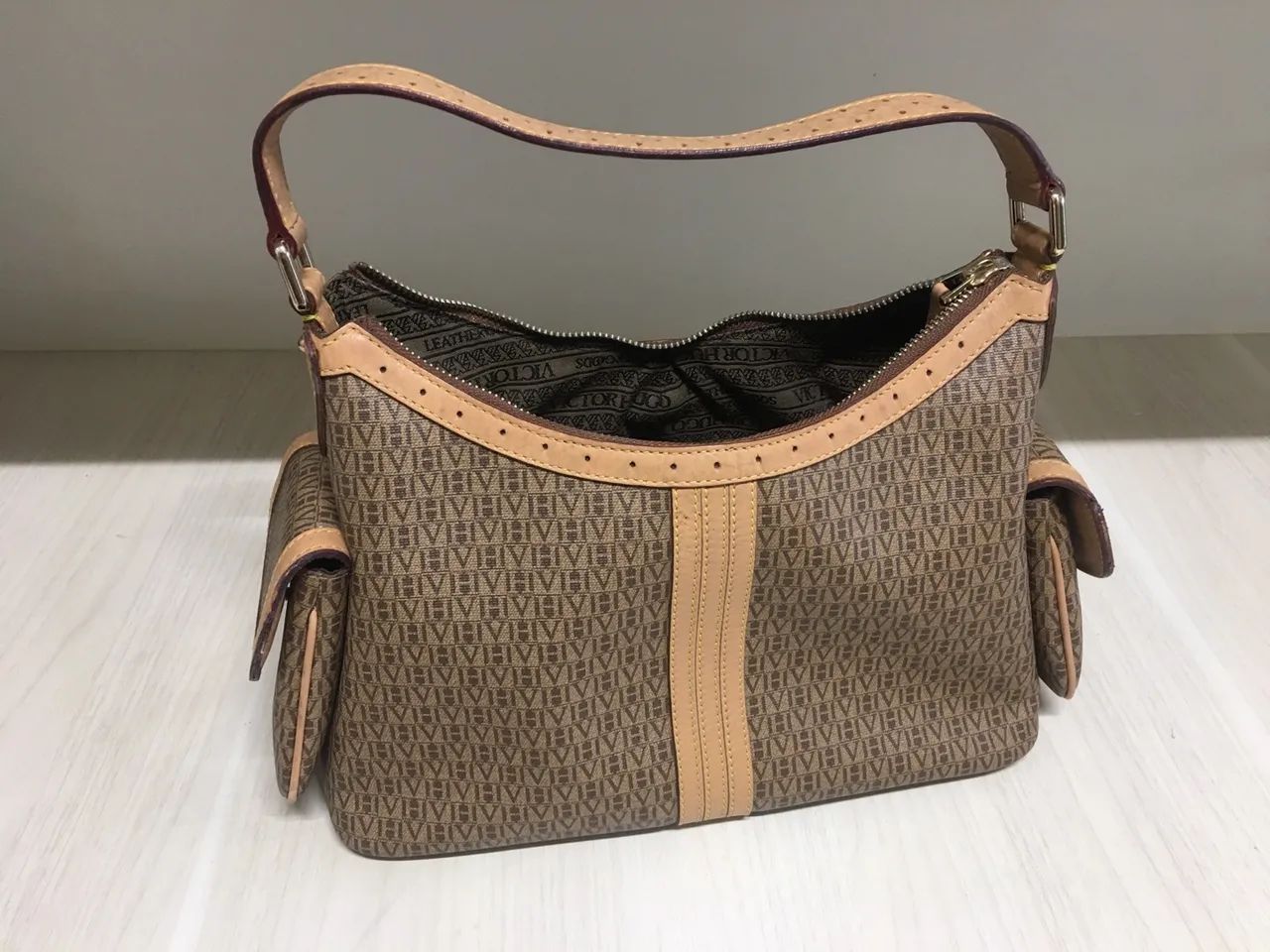 Bolsa Victor Hugo  - Foto 3