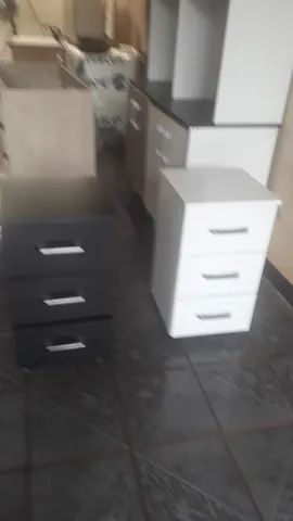 Gaveteiro Multiuso de 4 gavetas a primeira  com chave - Foto 4