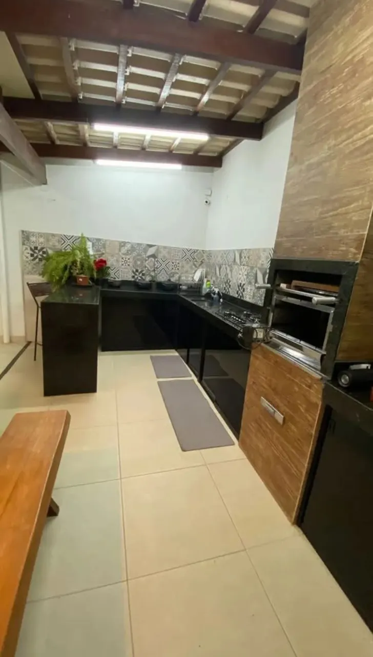 Imóvel para aluguel possui 130 metros quadrados com 3 quartos em Samambaia Norte - Brasíli
