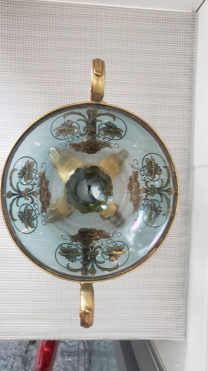 Jarro de Vidro Azul com Detalhes Dourados - Elegância e Sofisticação - Foto 4