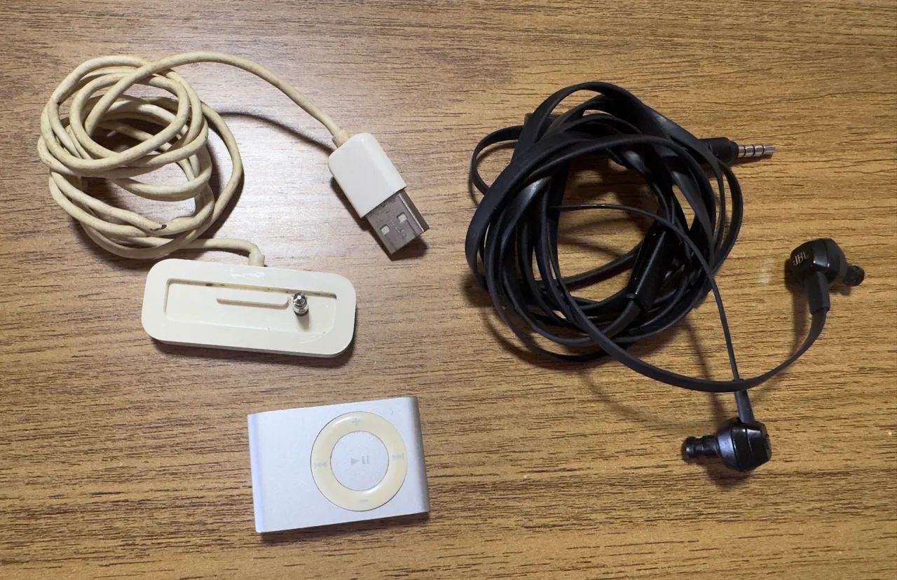 iPod Shuffle 1GB 2ª Geração - Perfeito funcionamento - Foto 2
