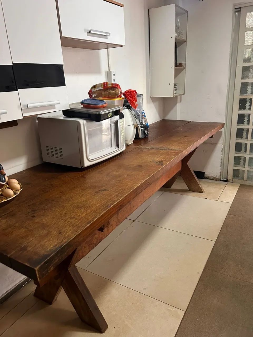 Mesa de madeira. - Foto 2