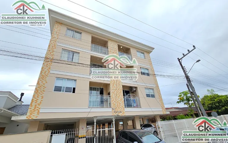 apartamento mobiliado com suíte, com 75,95m², de área em Santo Amaro da Imperatriz