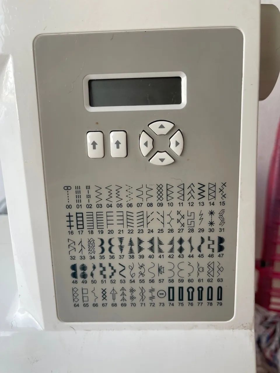 Máquina de costura singer brilliance - Foto 2