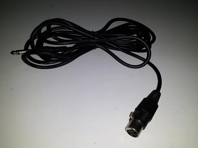 Cabo de microfone nunca usado