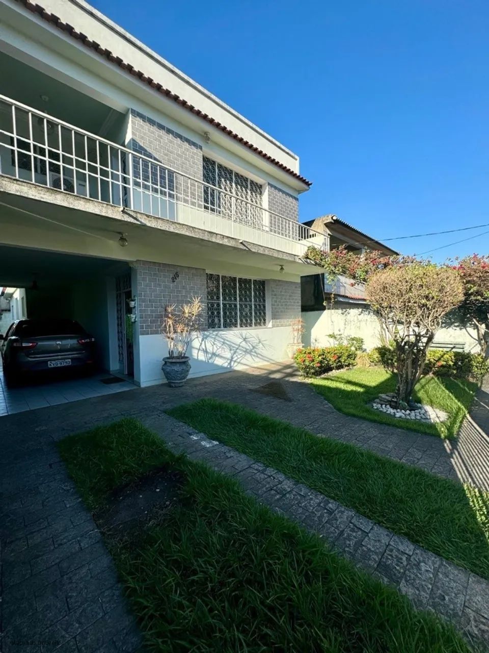 Excelente Casa com Piscina em Padre Miguel 