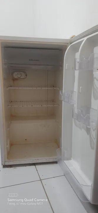 Frigobar Branca - Usada em bom Estado - Foto 3
