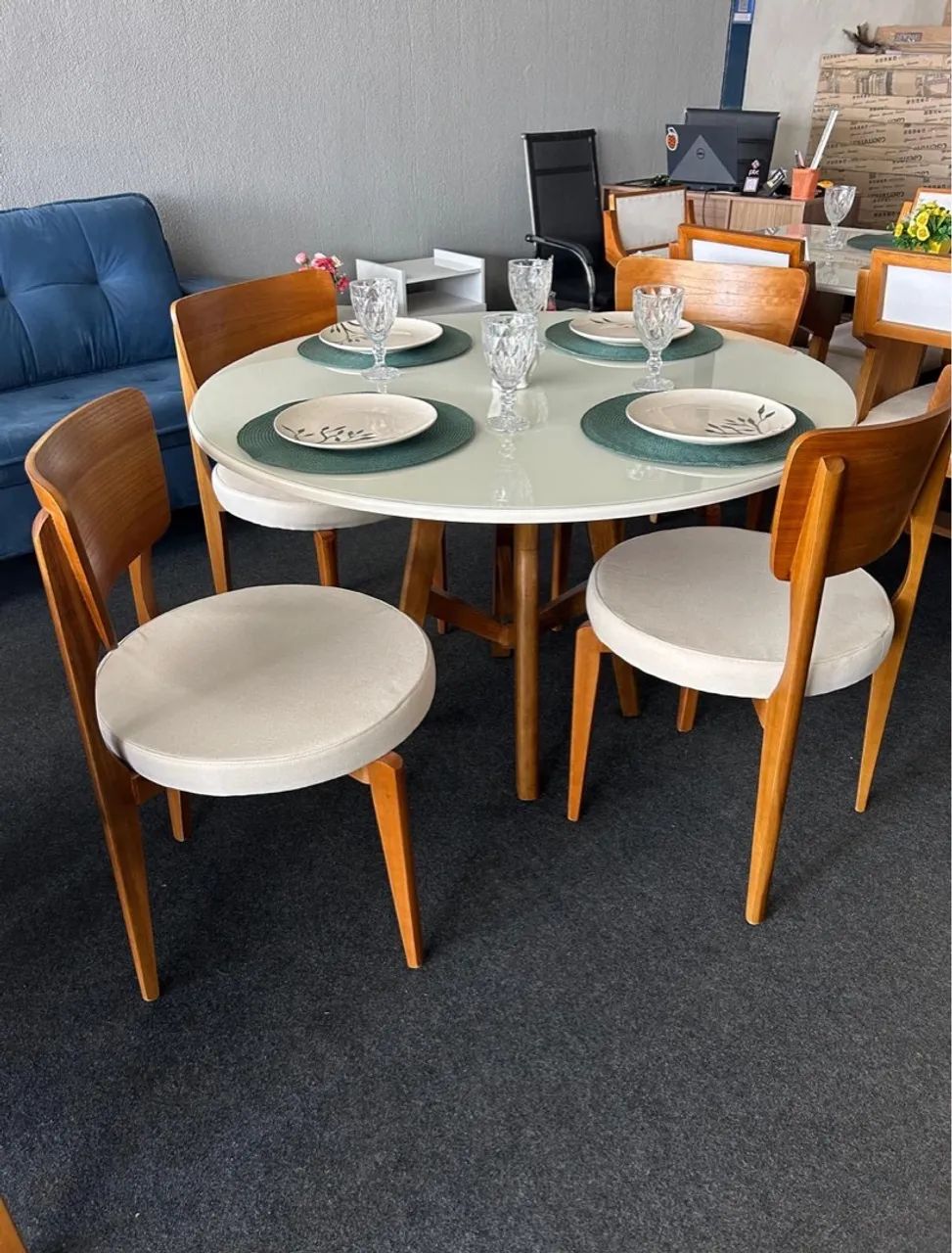 Mesa de Jantar 4 Lugares Redonda 120x120 ( Pronta Entrega ) 