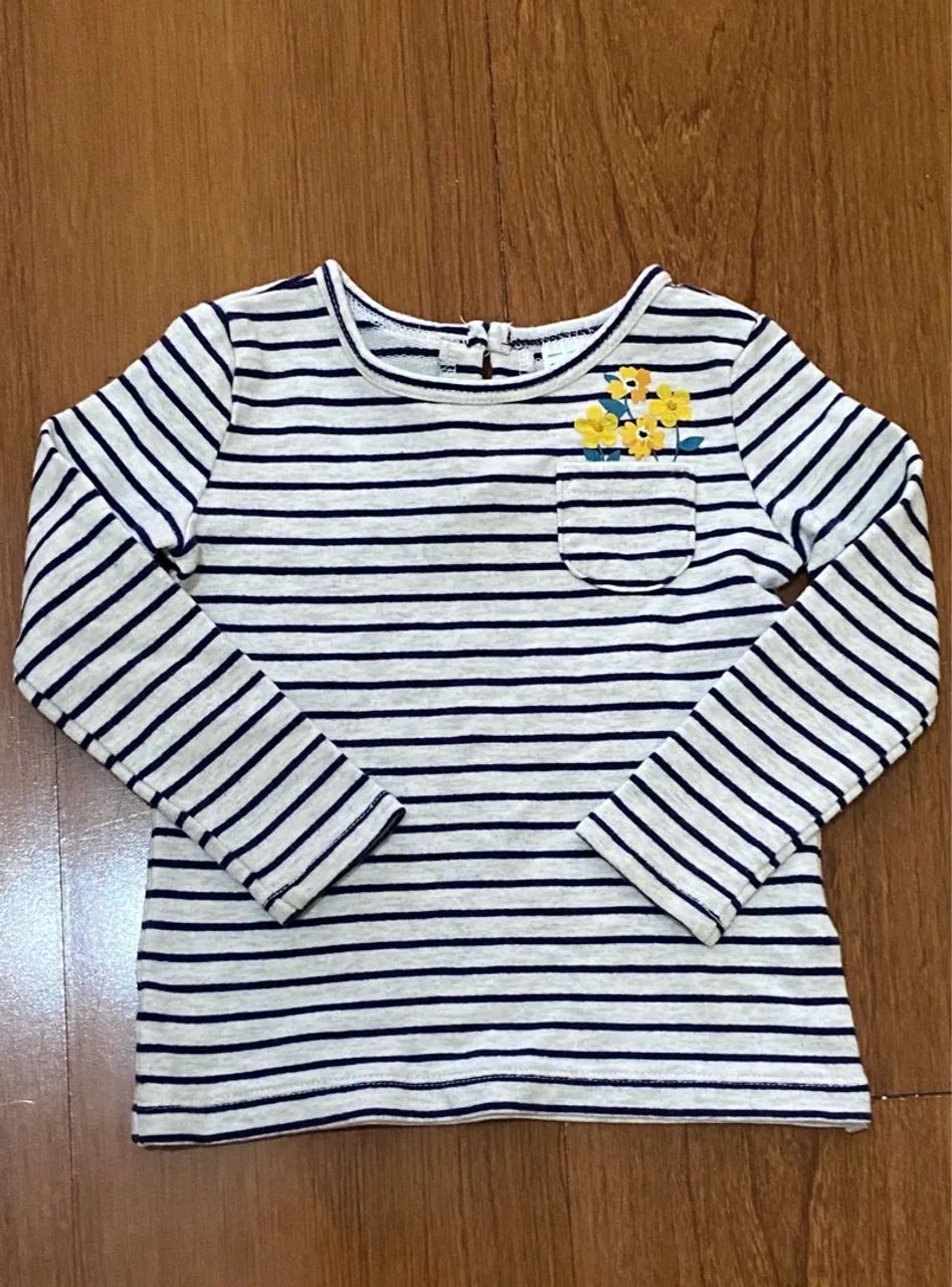 Blusa manga longa carters sem uso 2 anos menina listrada com flores