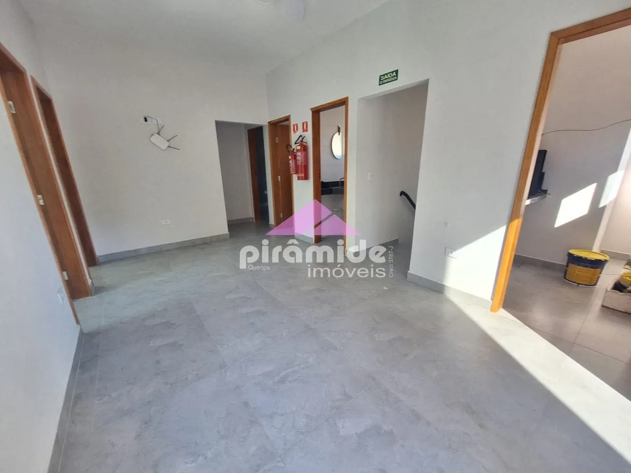 Sala para alugar, 140 m² por R$ 6.000,00/mês - Sumaré - Caraguatatuba/SP