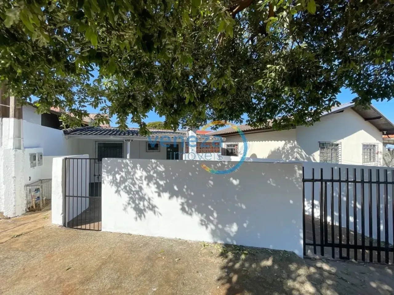 Casa Residencial com 1 quarto para alugar por R$ 900.00, 22.00 m2 - ACAPULCO - LONDRINA/PR