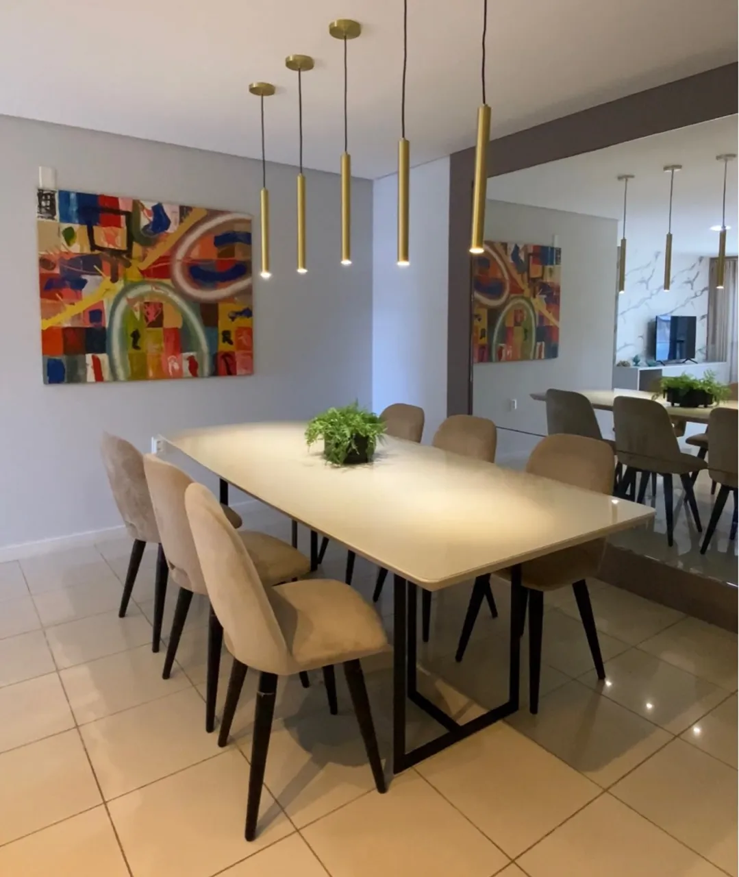 ALUGO APARTAMENTO 3 SUITES NA PONTA VERDE