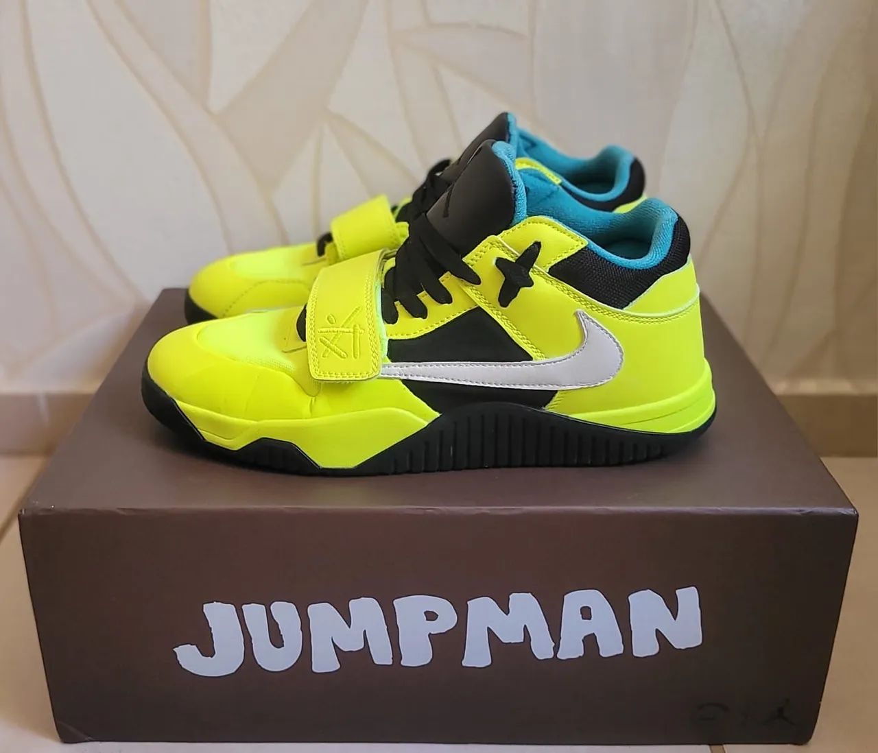 Jordan Jumpman x Travis Scott - Foto 3