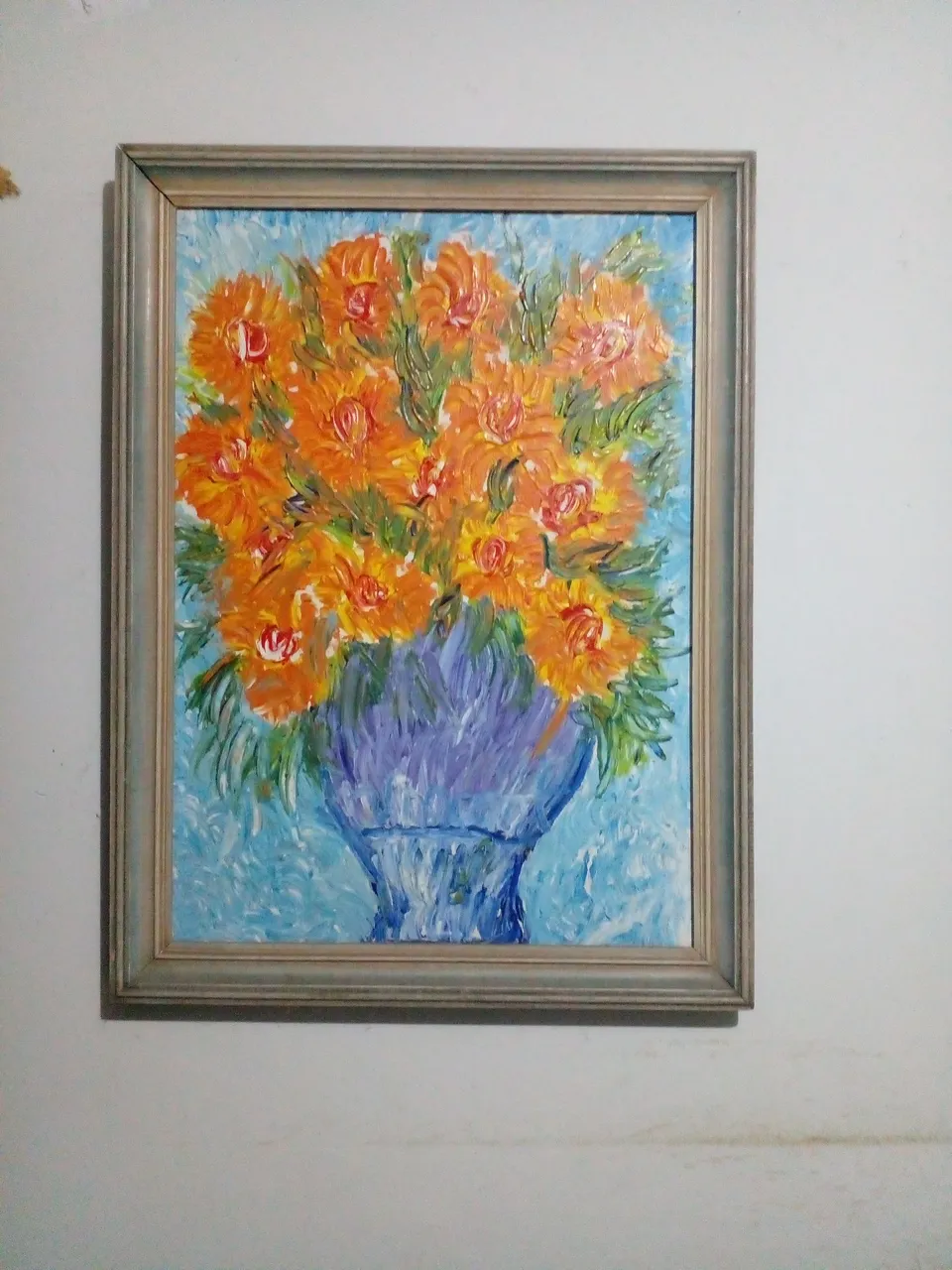 Quadro com pintura de flores em vaso