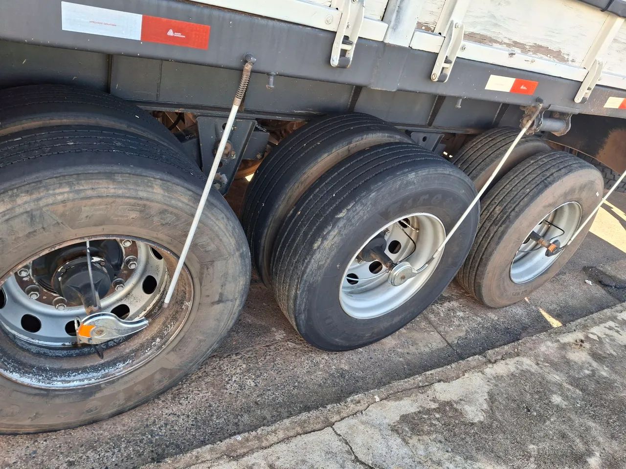 Carreta graneleiro  - Foto 5