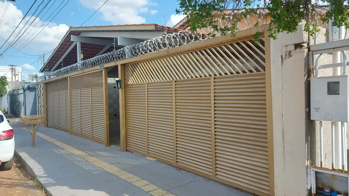 Casa para aluguel 220 m² com 3 quartos no Setor Aeroporto - Goiânia - GO