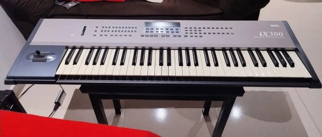 Teclado Korg ix300 - Instrumentos musicais - Vicência 1402372146 | OLX