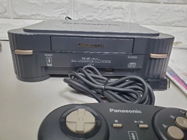 Console Panasonic 3DO REAL FZ-1 - Console Completo com Caixa