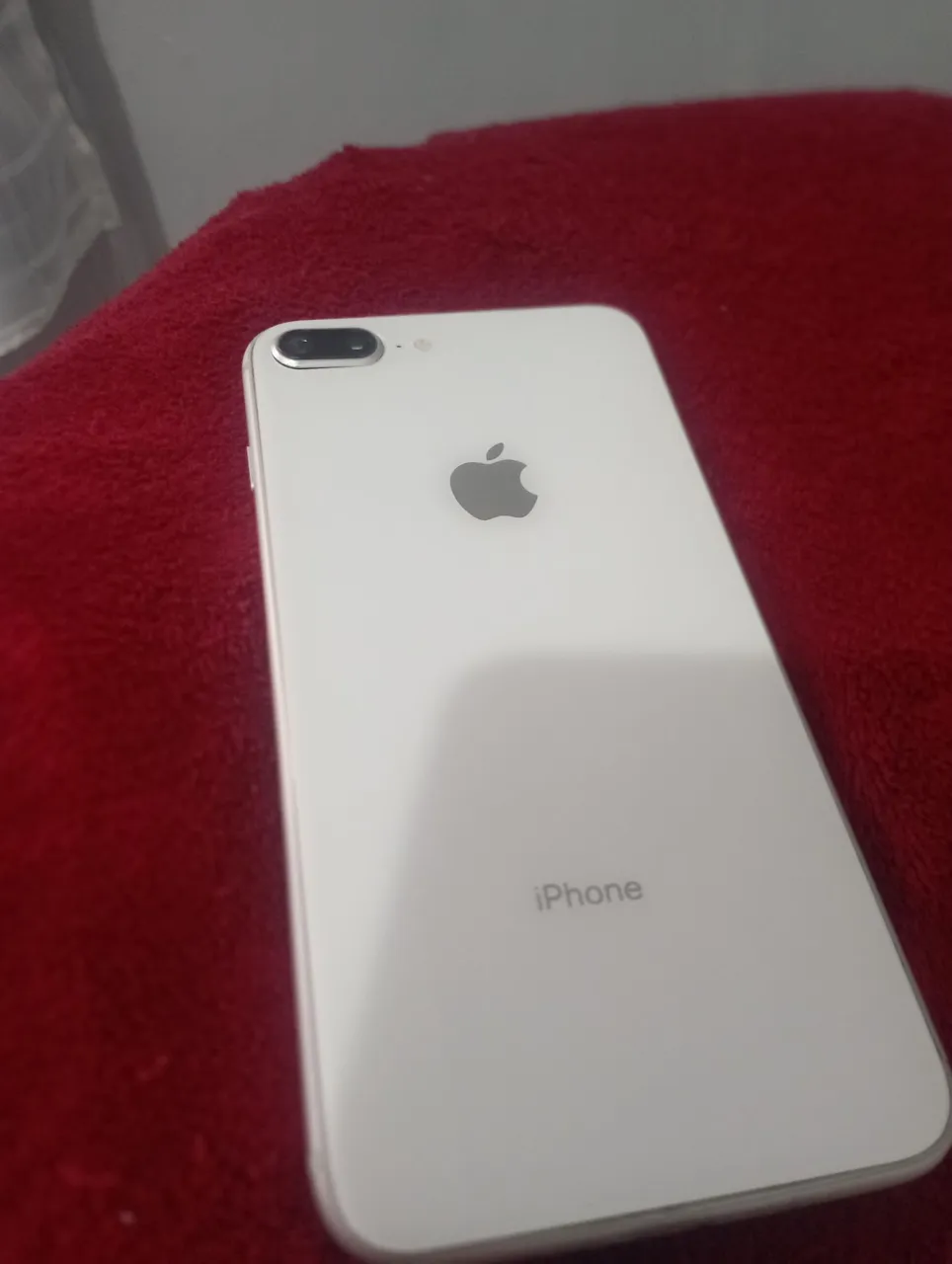 iPhone 8plus sem detalhes