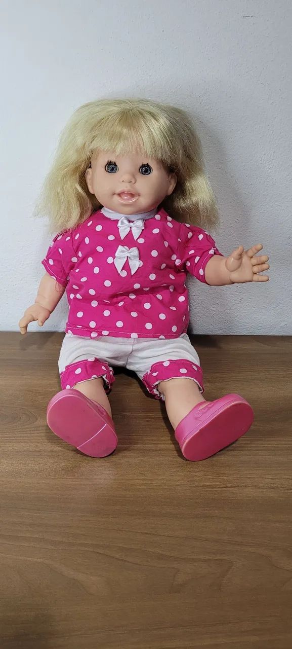 Boneca antiga Cotiplás  olhos que abrem e fecham de roupa de bolinhas com sapatinho - Foto 3