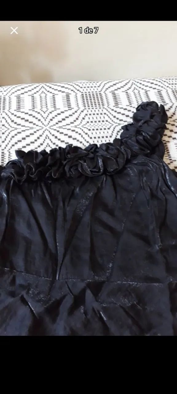 Vestido preto de renda