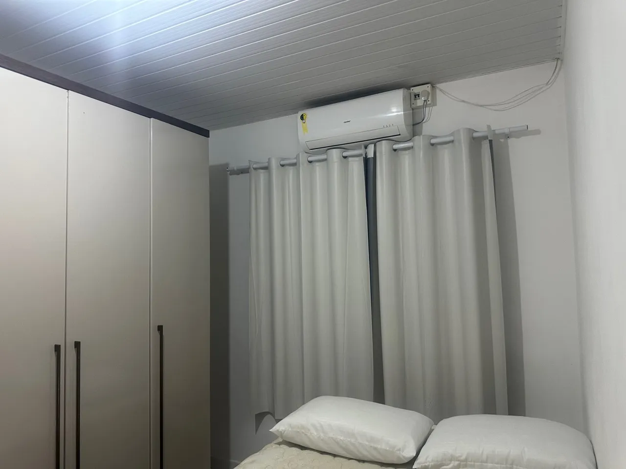 Villa vitória 2/4 varanda 1 andar sombra
