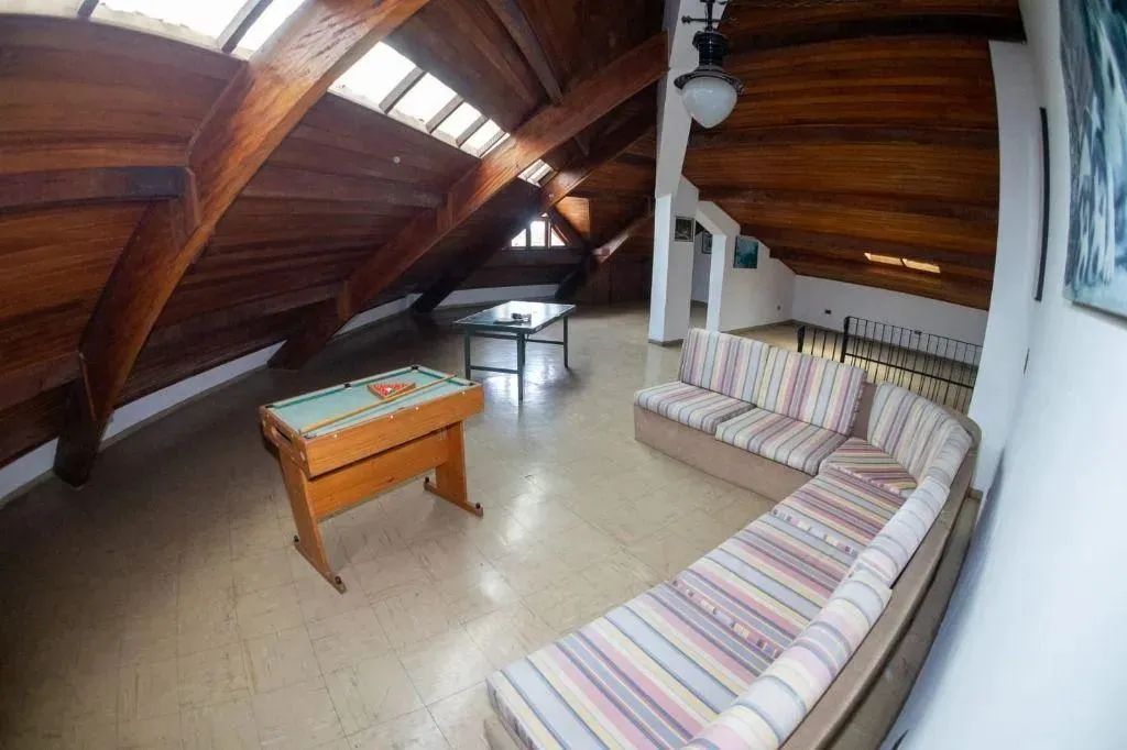 Casa à venda e para alugar em Santana de Parnaíba, Alphaville, com 5 suítes, com 422 m² - Foto 5