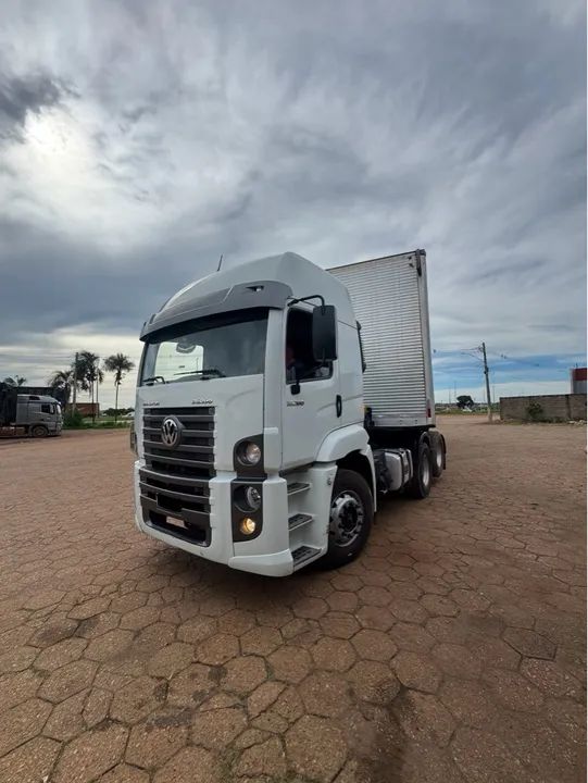 VW 25390 Constelattion 2013 Carreta Baú 30 Paletes 2011 OPORTUNIDADE - Foto 5