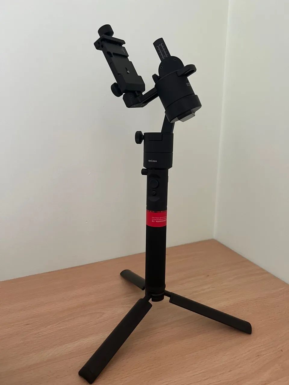 Estabilizador Gimbal Profissional - Perfeito para vídeos! - Foto 3