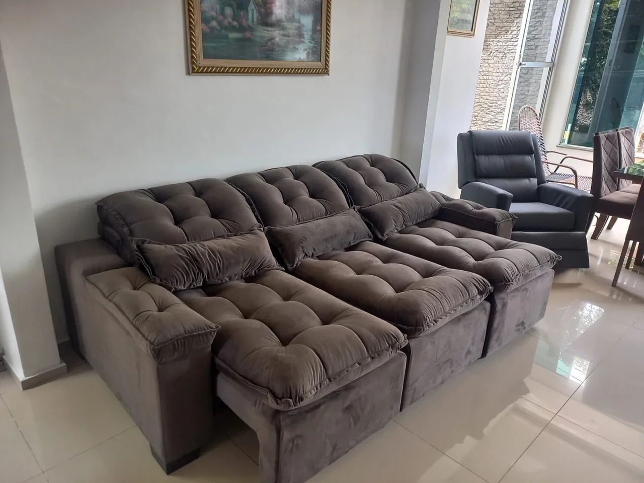 Sofá Retrátil e Reclinável 3 lugares 