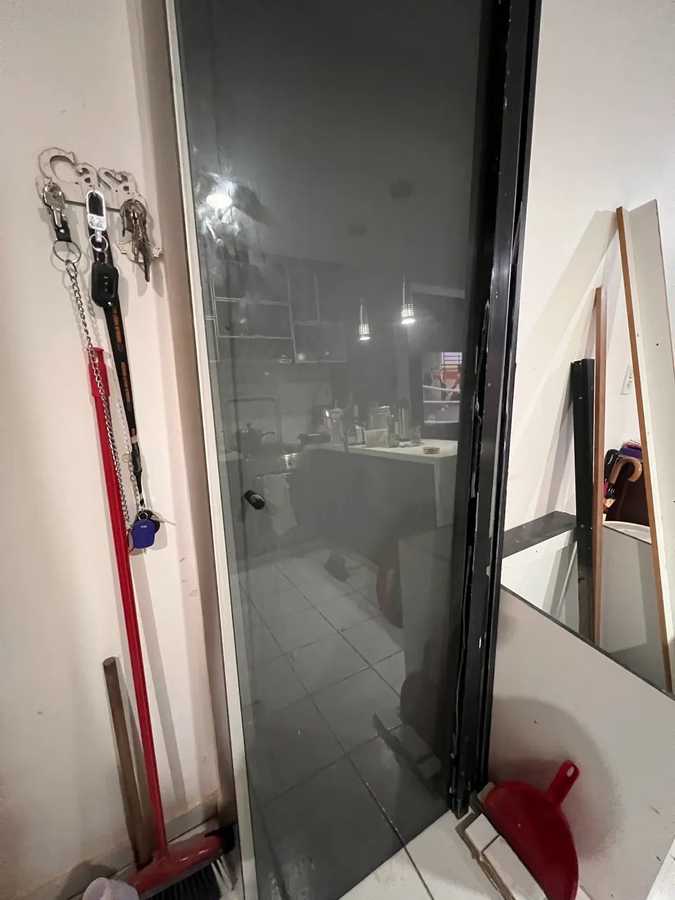 Blindex fume porta de correr com castilho completo - Foto 6