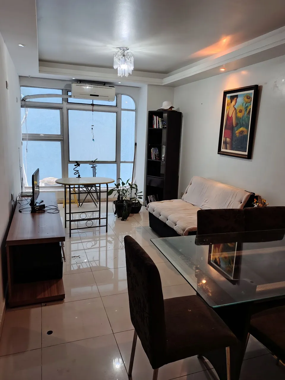 Apartamento na Rua da Aurora, Edf. São Cristovão.