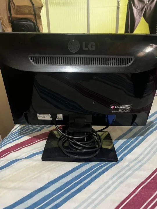 Monitor PC LG 17,5 Polegadas Usado - Foto 3