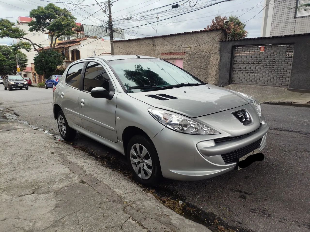 PEUGEOT 207 XR 1.4 