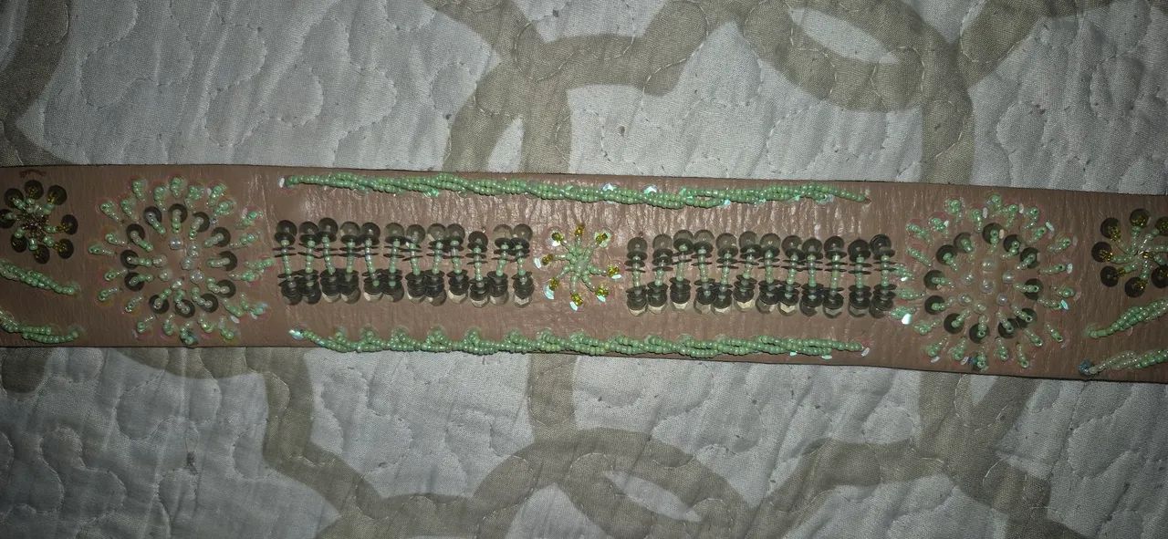 Cinto Feminino Decorado com Miçangas - Foto 5