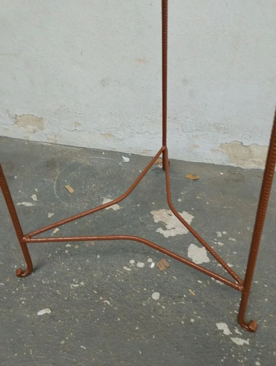 01 floreira tripé 4 andares - Foto 4