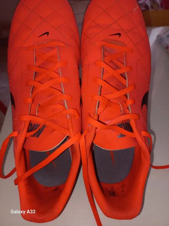 Vendo Chuteira Futsal Masculina  - Foto 2