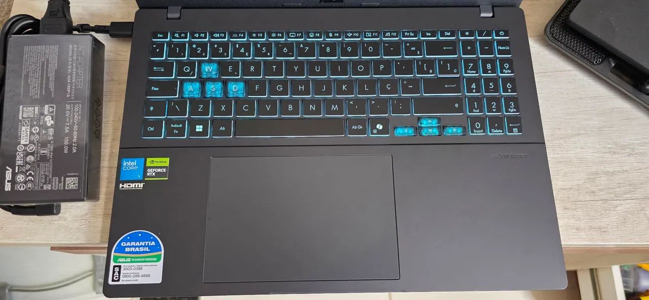 Notebook Gamer Asus V16, Intel Core 5 210H, RTX 4050 6 GB, 8Gb DDR5, 512 Gb, Tela 16, 144H - Foto 2