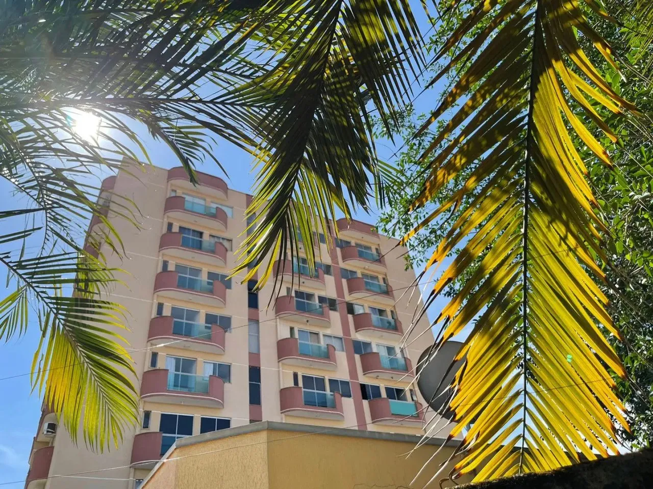 Setor Sudoeste, apartamento com 1 suíte sala integrada à cozinha.